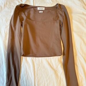ARITZIA Babaton longsleeve